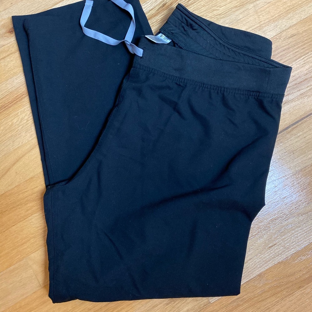 Figs scrub pants